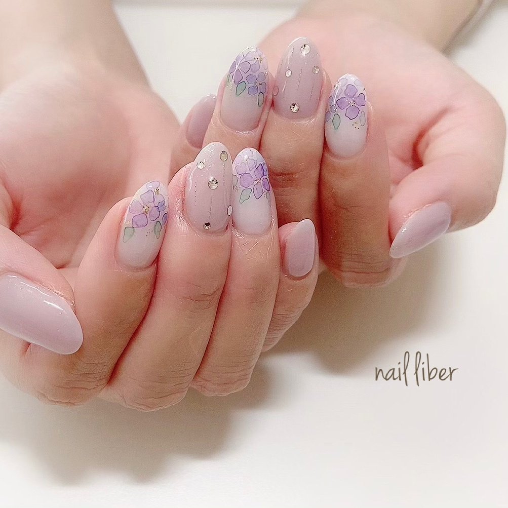 Nail Eyelash Salon Liberのネイルデザイン No ネイルブック