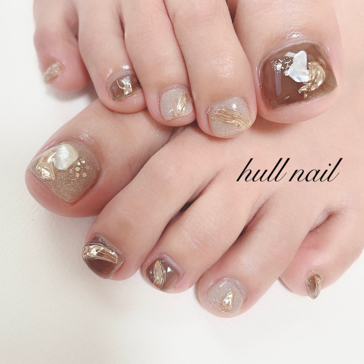 秋 冬 フット ホログラム ラメ Hull Nailのネイルデザイン No ネイルブック