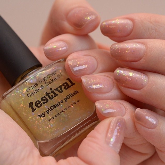 オールシーズン ブライダル パーティー 女子会 ハンド Ulのネイルデザイン No ネイルブック