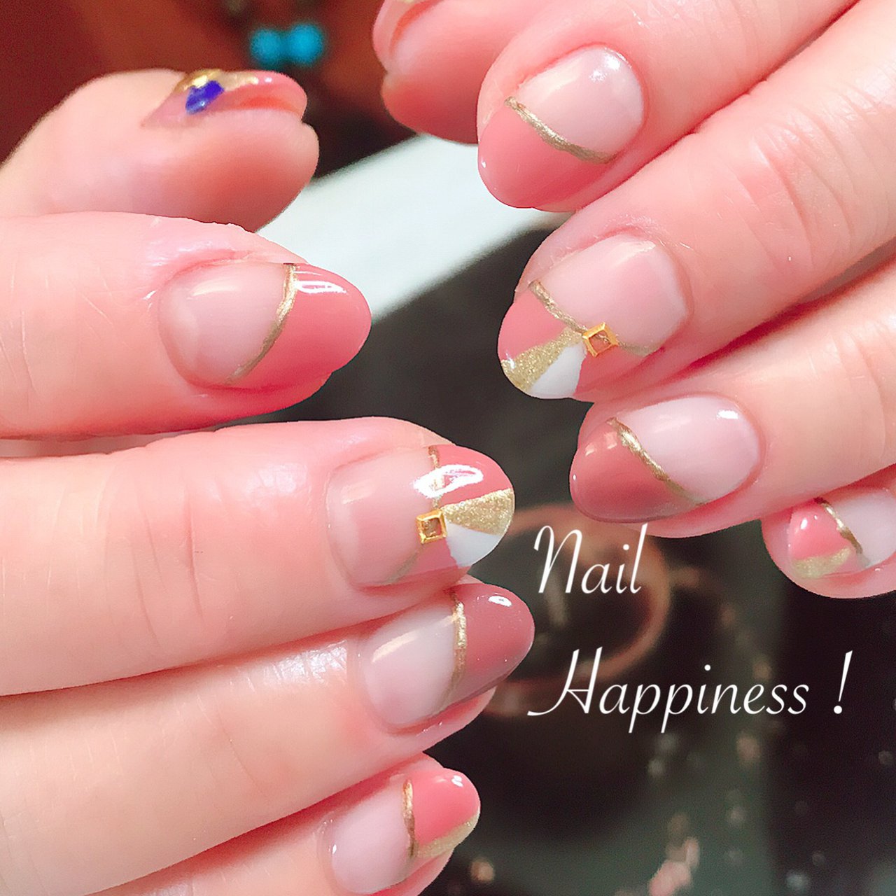 夏 オールシーズン 女子会 変形フレンチ バイカラー Nail Happiness ネイルハピネス ささきまきのネイル デザイン No ネイルブック