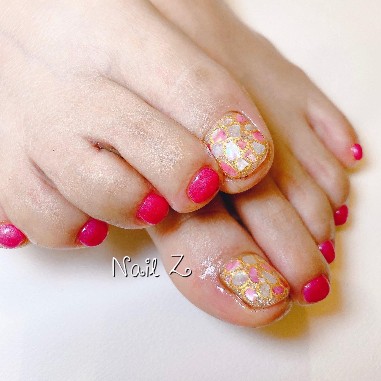 フット シェル ピンク ペディキュア お客様 Nail Z ネイルジー のネイルデザイン No ネイルブック