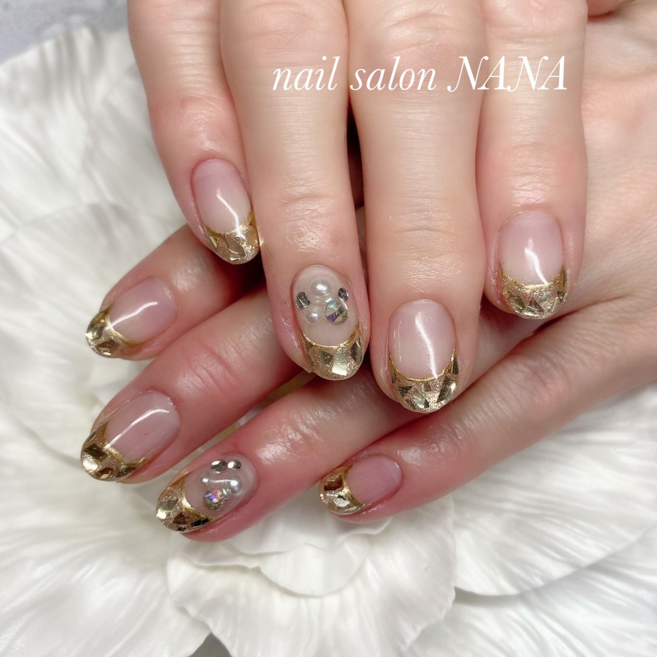 オールシーズン ハンド フレンチ ホログラム パール Nail Salon Nanaのネイルデザイン No ネイルブック