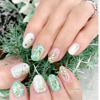 金ラメのネイルデザイン ネイルブック