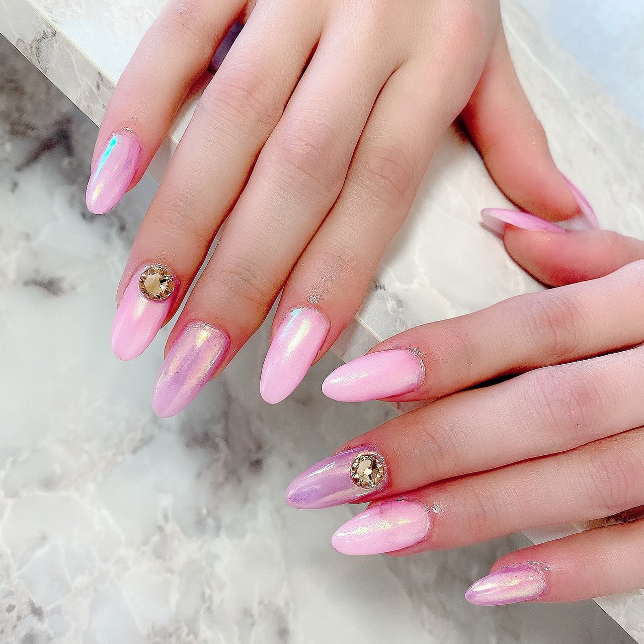 夏 オールシーズン ハンド ワンカラー ビジュー Edy Nailのネイルデザイン No ネイルブック