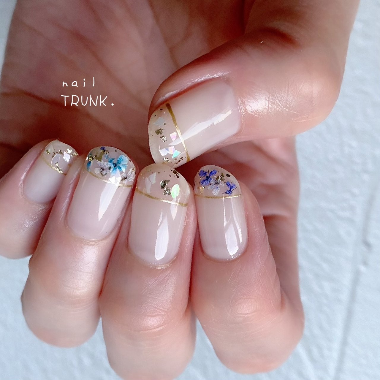 春 ハンド フレンチ シェル 押し花 Nail Trunkのネイルデザイン No ネイルブック