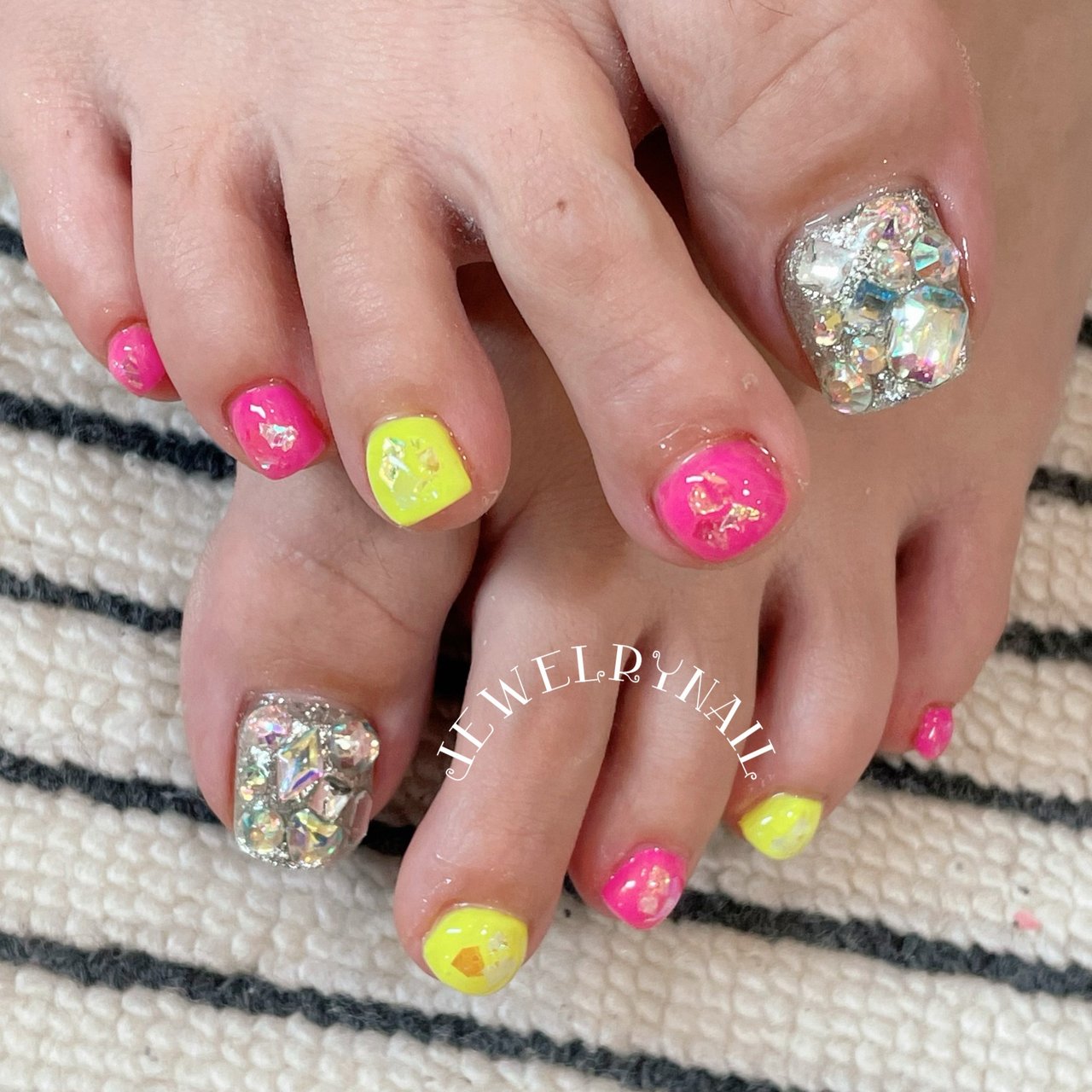 フット R のネイルデザイン No ネイルブック