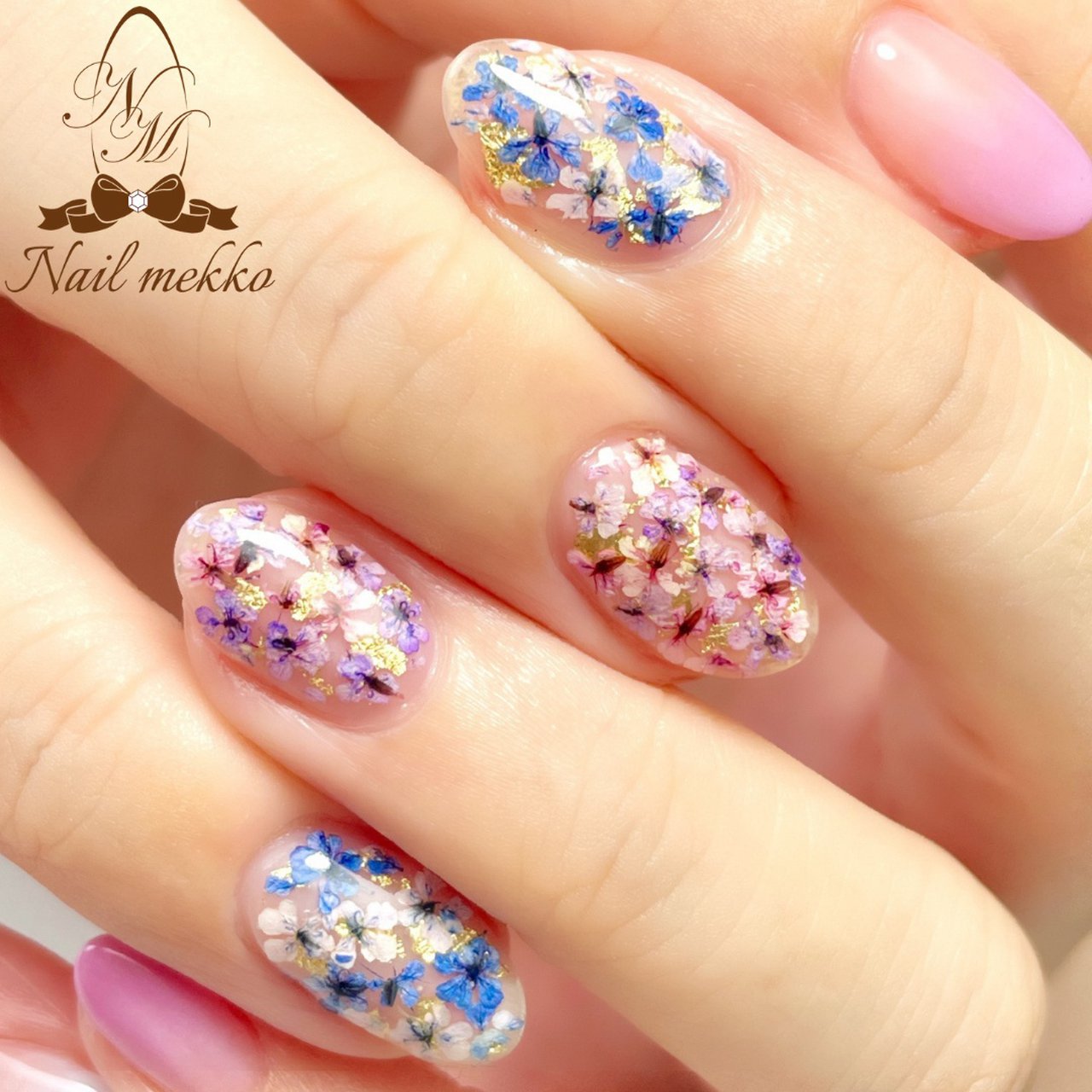 グラデーション フラワー 押し花 ブルー パープル Nail Mekkoのネイルデザイン No ネイルブック
