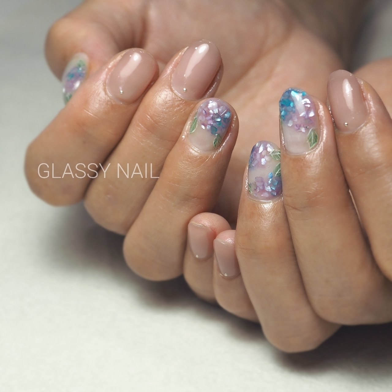 夏 梅雨 オフィス ハンド Glassy Nailのネイルデザイン No ネイルブック