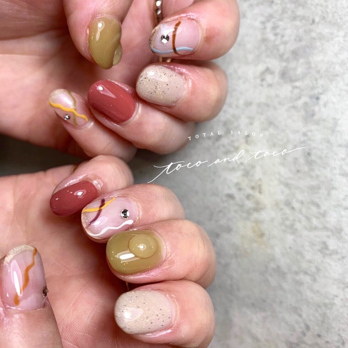 オールシーズン ワンカラー ビジュー アンティーク 水滴 Tocoandtocoのネイルデザイン No ネイルブック