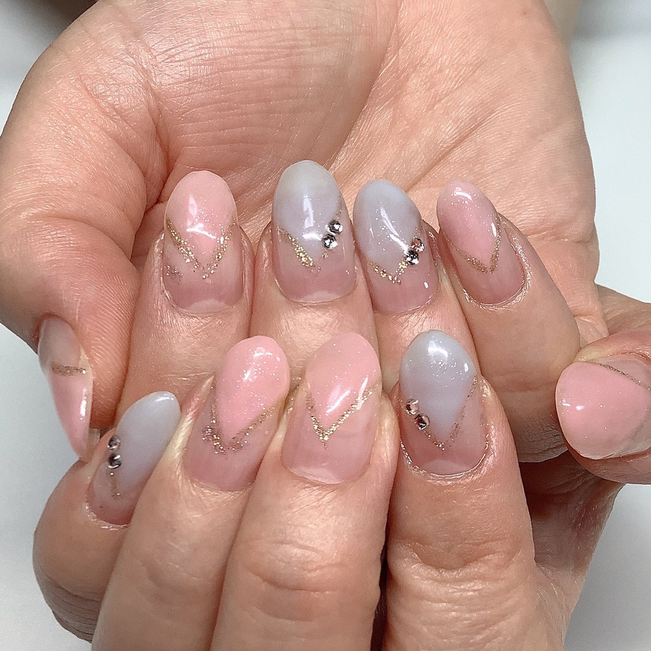 夏 オールシーズン 梅雨 ハンド 変形フレンチ Danny S Nail ダニーズネイルのネイルデザイン No ネイルブック