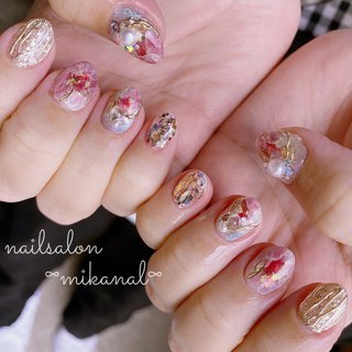 たらしこみアート💅✨ 

いつも、アートを持ち込んで
あーでもないこーしたら可愛いぃ？＾＾
の会話が楽しくて感謝しております❤️


#夏 #6月ネイル #ミラー #ミラーアート #ボルドー #たらしこみ #キラキラネイル #ビジュー #ニュアンス #パーティー #夏ネイル #アートし放題 #夏 #旅行 #ブライダル #パーティー #ハンド #ビジュー #パール #たらしこみ #ニュアンス #ミラー #ホワイト #ボルドー #シルバー #ジェルネイル #miika #ネイルブック