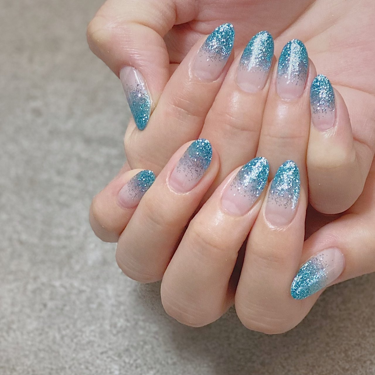 夏 シンプル グラデーション ラメ 水色 Berrynail ベリーネイル のネイルデザイン No ネイルブック