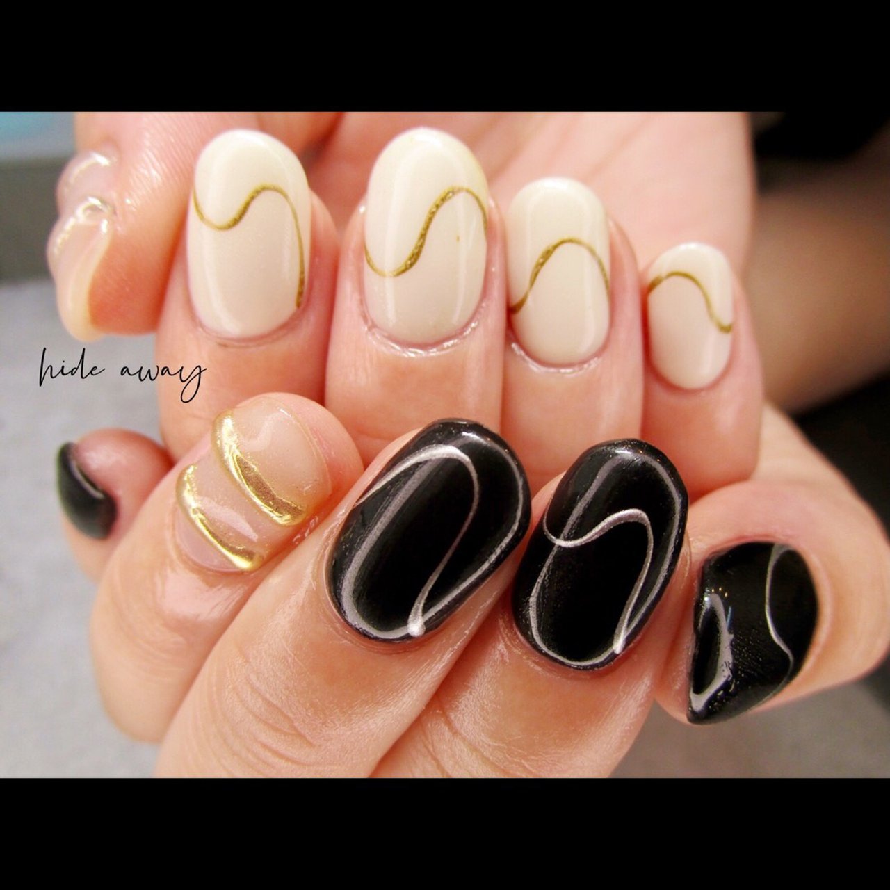Hide Awayのネイルデザイン No ネイルブック