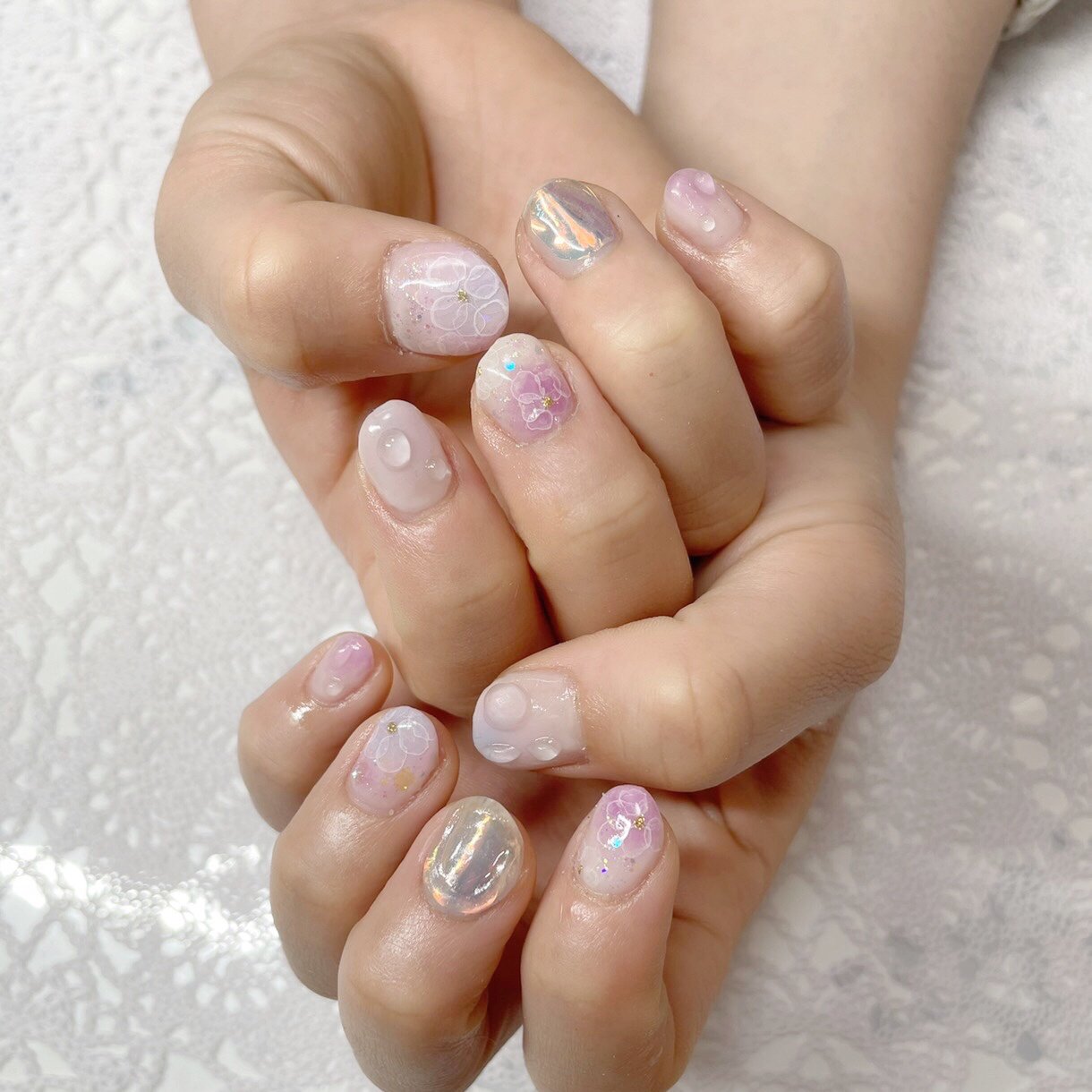 シンプル フラワー 水滴 たらしこみ ぴはくサロンのネイルデザイン No ネイルブック