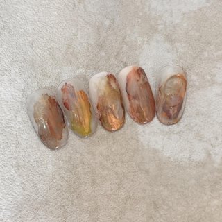 水彩　nuance nail🎨♡ 
落ち着きのあるニュアンスネイル🐫♡

水彩パレット可愛いくてニュアンスネイルに大活躍です🥰


#アートし放題コース💅💕 

サンプルチップご用意あります！

#Nails#nail#nailsalon#ネイル #ネイルデザイン #ネイルアート #ジェルネイル #大阪ネイル #大阪ネイルサロン#西宮ネイル#西宮北口#西宮#今津#今津ネイル
#水彩パレット#水彩ネイル #ニュアンスネイル #オールシーズン #ハンド #橘　明日香 #ネイルブック