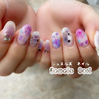 華やかネイルのネイルデザイン ネイルブック