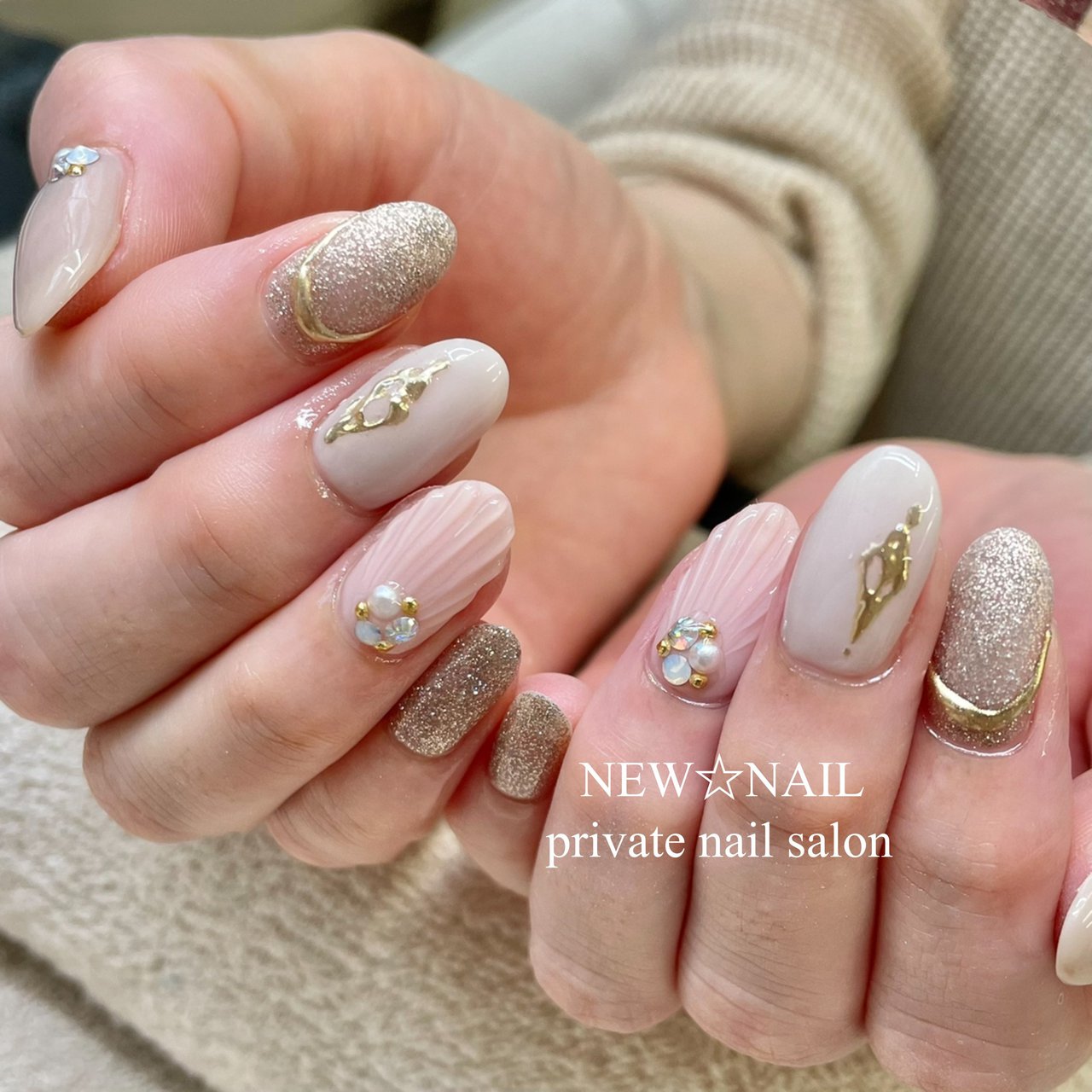 ホワイト ベージュ ピンク New Nailのネイルデザイン No ネイルブック