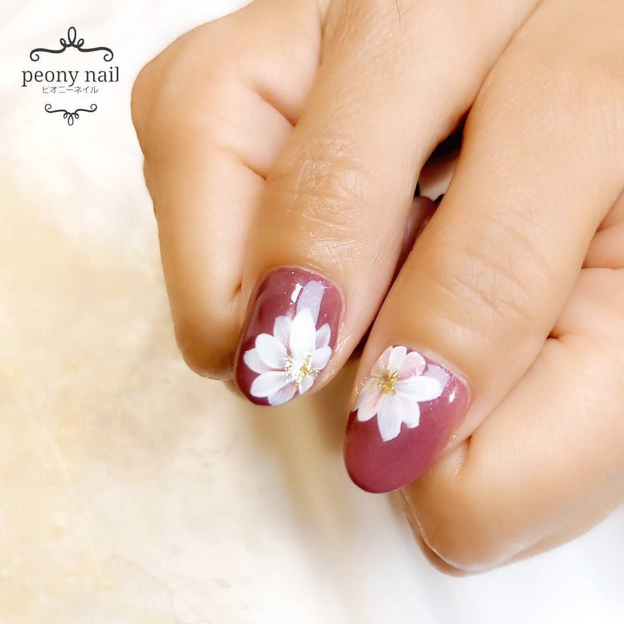 オールシーズン オフィス ブライダル 女子会 ハンド Peony Nail ピオニーネイル横浜のネイルデザイン No ネイルブック