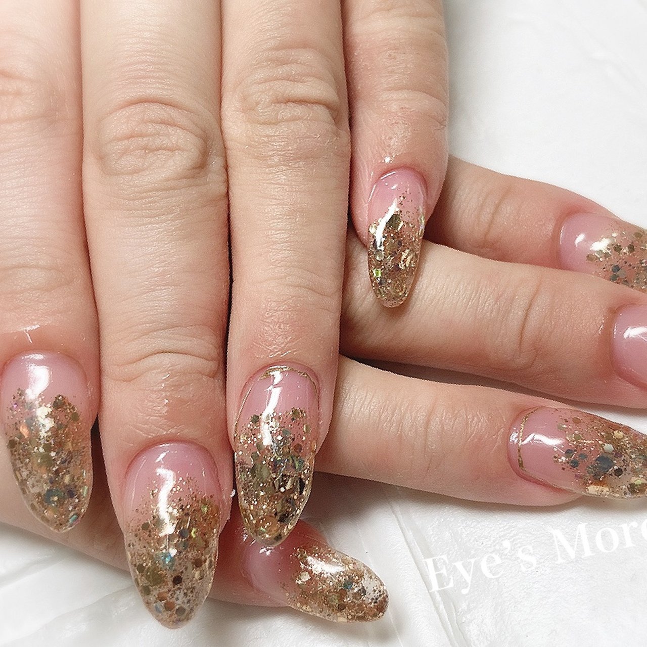 夏 梅雨 ハンド グラデーション ホログラム Ito Natsumiのネイルデザイン No ネイルブック