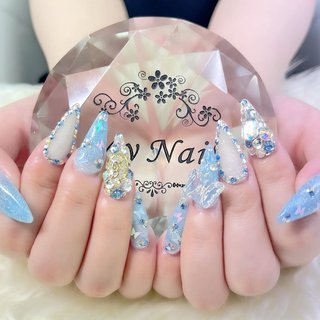 . 担当💜yurika﻿.
.
.
. ❥❥SCULPTURE
☑スカルプベース自由コース￥11,880~
☑スカルプラメグラデーションコース￥9,680~
☑スカルプシンプルコース￥9,680~
.
❥❥GEL
☑ジェルやり放題コース￥8,580~
☑ジェルシンプルコース￥4,400~
.
❥❥FOOT
☑フットやり放題コース￥8,580~
.
付け替えオフ無料♡
.
.
↡別途追加料金
有料パーツ、3D
ロング料金
補強¥880/本
長さ出し¥1,188/本
指名料
.
.
※キャラクター3D、凝った手描きアートは
1週間以上前からのご予約をお願いしております。
.
.
.
☞ご予約当日
ご予約の時間に15分以上遅れる場合、
電話にてご連絡があった場合は施術メニュー内容の変更、デザインの制限をさせて頂く事がございます。
ご連絡がなく15分以上過ぎた場合は、キャンセル処理をさせて頂きます。
.
.
☞キャンセル料
キャンセルは前日18時までにお願い致します。
・当日時間変更　3,300円
・当日キャンセル、当日日にち変更　5,500円
・無断キャンセル　11,000円
.
・ご新規様の無断キャンセルは今後ご予約お断りいたします
・ご予約の変更が連続2回続いた場合は今後のご来店をお断り致します。
.
.
.
#mynailikebukuro#mynail#nail#池袋スカルプネイル#池袋スカルプ#スカルプ池袋#スカルプネイル池袋#池袋ネイル #ネイル#ネイルデザイン#ジェルネイル#スカルプ#ネイルサロン#ロングネイル#ファッション#ネイルアート#秋ネイル#冬ネイル#春ネイル#夏ネイル#ネイリスト募集#ギャルネイル#量産型ネイル# #夏 #梅雨 #七夕 #海 #ハンド #ビジュー #ラメ #ワンカラー #ハート #ロング #ホワイト #水色 #シルバー #スカルプチュア #お客様 #my NAIL #ネイルブック
