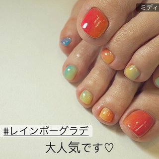 シンプル スモーキー ネオンカラーのネイルデザイン ネイルブック