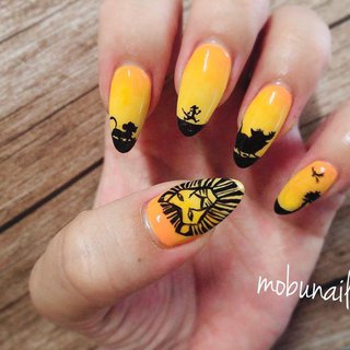 ライオンキングのネイルデザイン ネイルブック