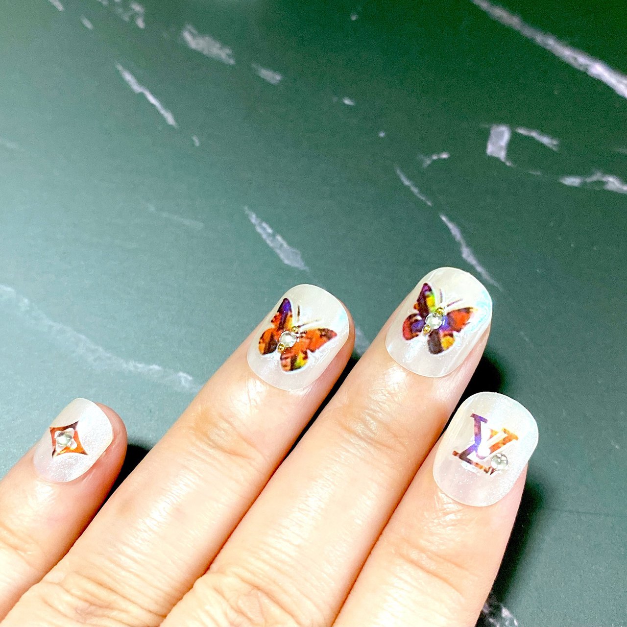 シンプル ブランド柄 ジェル ネイルチップ Shortnailpia Handmadeのネイルデザイン No ネイルブック