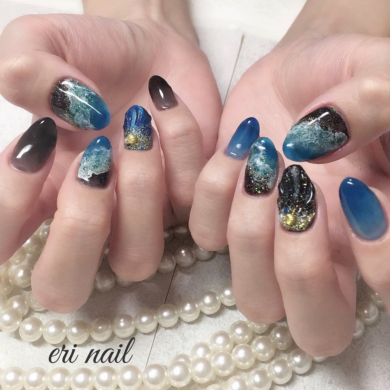 夏 ハンド ブルー ブラック ゴールド 名古屋市天白区 自宅ネイルサロン Eri Nailのネイルデザイン No ネイルブック