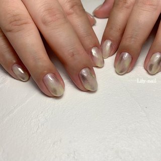 お客様ネイル💅 いつもありがとうございます💓

優しいイエローに、ちょこっと蛍光イエローを混ぜて。
透明感のあるデザインで涼しげに🌻🎐

ご予約やお問い合わせは、DMまたはLINEにて承っております💁🏻‍♀️💕

LINEには、空き状況やキャンペーン情報などを掲載しております☺️✨
ぜひ登録お願いいたします❤️

ご予約・お問い合わせ専用LINE ID⬇️
@644vecya

.
#nail #nails #gelnail #instanail #japanesenailart #nailart #ネイル #持ち込みデザイン #ネイルアート #ネイルサロン #フィルイン #フィルインネイル #豊橋 #豊川 #豊橋ネイルサロン #豊川ネイルサロン #上品ネイル #梅雨ネイル #夏ネイル #春 #夏 #梅雨 #リゾート #ハンド #ニュアンス #ミディアム #ホワイト #イエロー #シルバー #ジェルネイル #お客様 #KIYO #ネイルブック