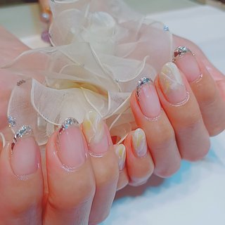 💅お客様ネイル💅 完全おまかせネイル☺️❗

クリアが気になっていたT様。。。
今年人気のガラスフレンチ投入〰️🎵
しかもクリアにガラス～😍
涼しさ満開〰️😆
そして、今年くるイエロー🎶

イエロータイダイ、すっごく可愛かったです
😊

#八幡西区#八幡西区ネイルサロン#塔野#塔野ネイルサロン#三ヶ森#三ヶ森ネイルサロン#永犬丸#永犬丸ネイルサロン#ジェルネイル#ジェルネイル2021#夏ネイル#夏ネイルデザイン2021#梅雨#梅雨ネイル#梅雨ネイルデザイン2021#タイダイ#タイダイ柄#ガラスフレンチ#ガラスフレンチネイル#フレンチ#クリア#クリアネイル#イエローネイル#涼しげネイル#涼しいネイル #夏 #梅雨 #七夕 #ブライダル #ハンド #シンプル #グラデーション #タイダイ #ロング #ホワイト #イエロー #シルバー #ジェルネイル #お客様 #Luxe #ネイルブック