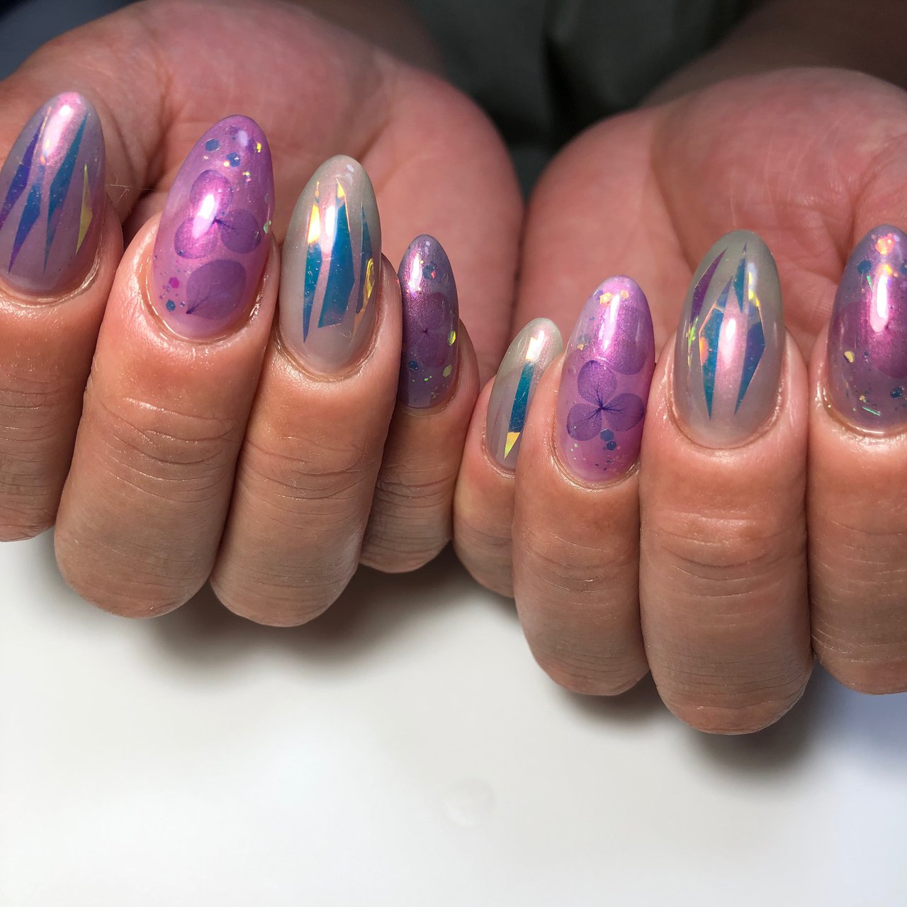 夏 オールシーズン 梅雨 ハンド ホログラム Nailwavesun 村田 麻祐子のネイルデザイン No ネイルブック