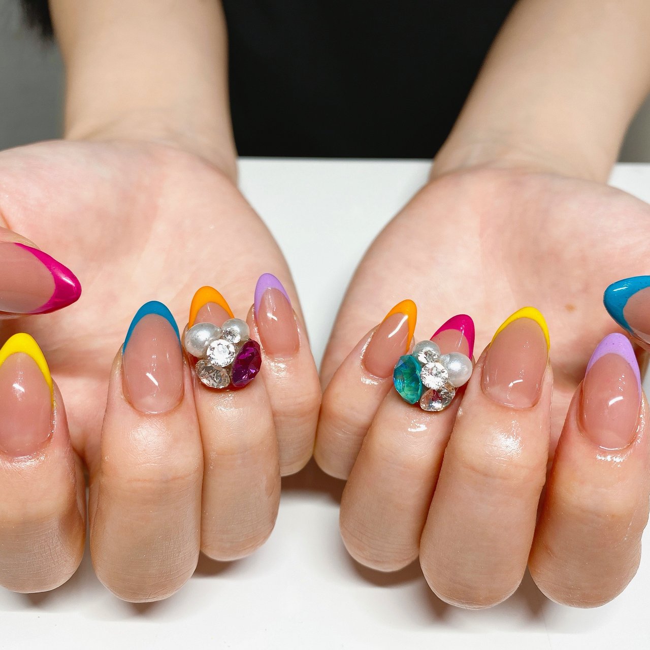 春 夏 旅行 ハンド フレンチ Leeのネイルデザイン No ネイルブック