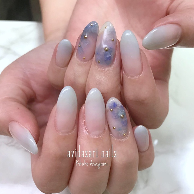 手描きアートのavida Sari Nails ーアヴィダ サリネイルー 国立のネイルサロン ネイルブック