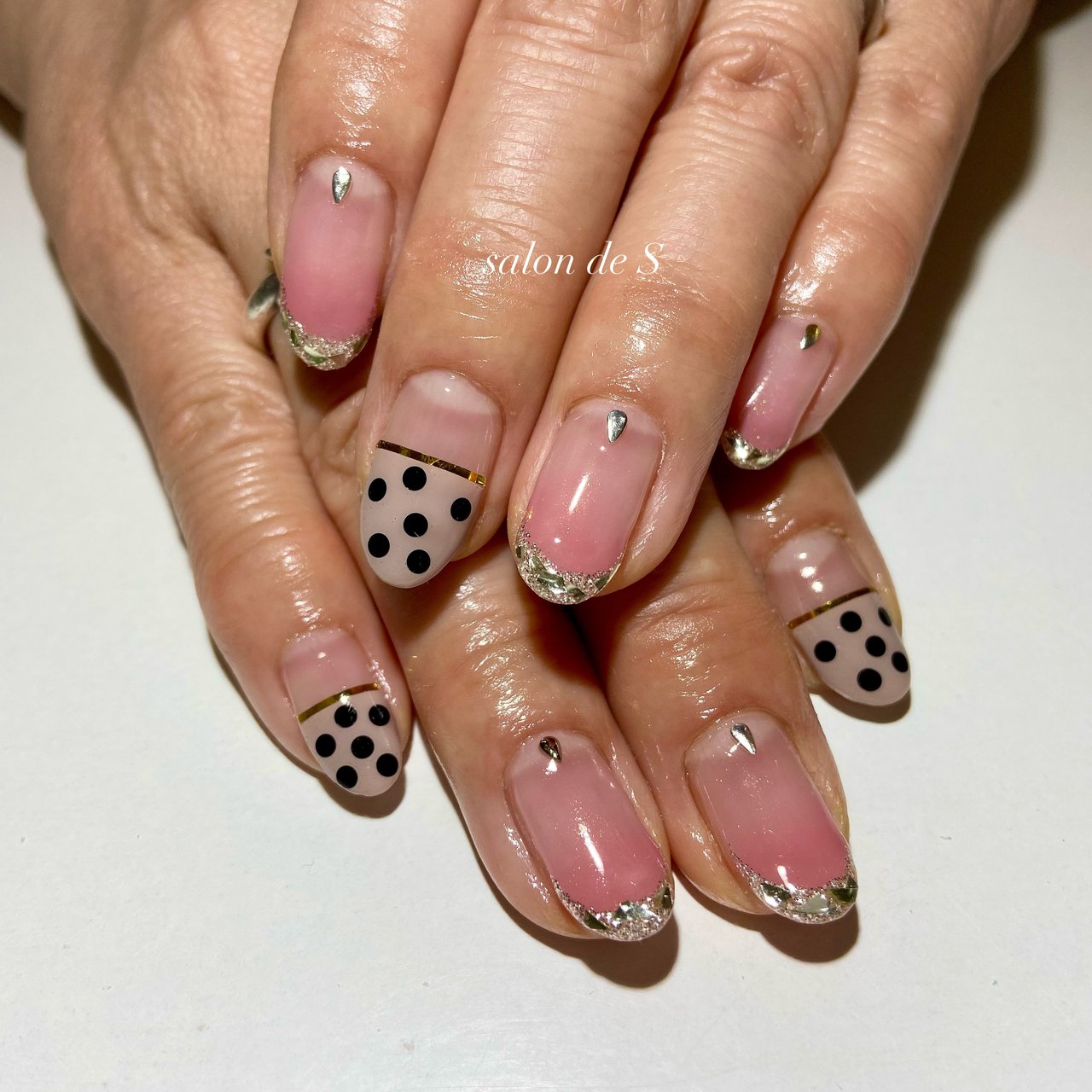 夏 オールシーズン 梅雨 海 ハンド Salondesのネイルデザイン No ネイルブック