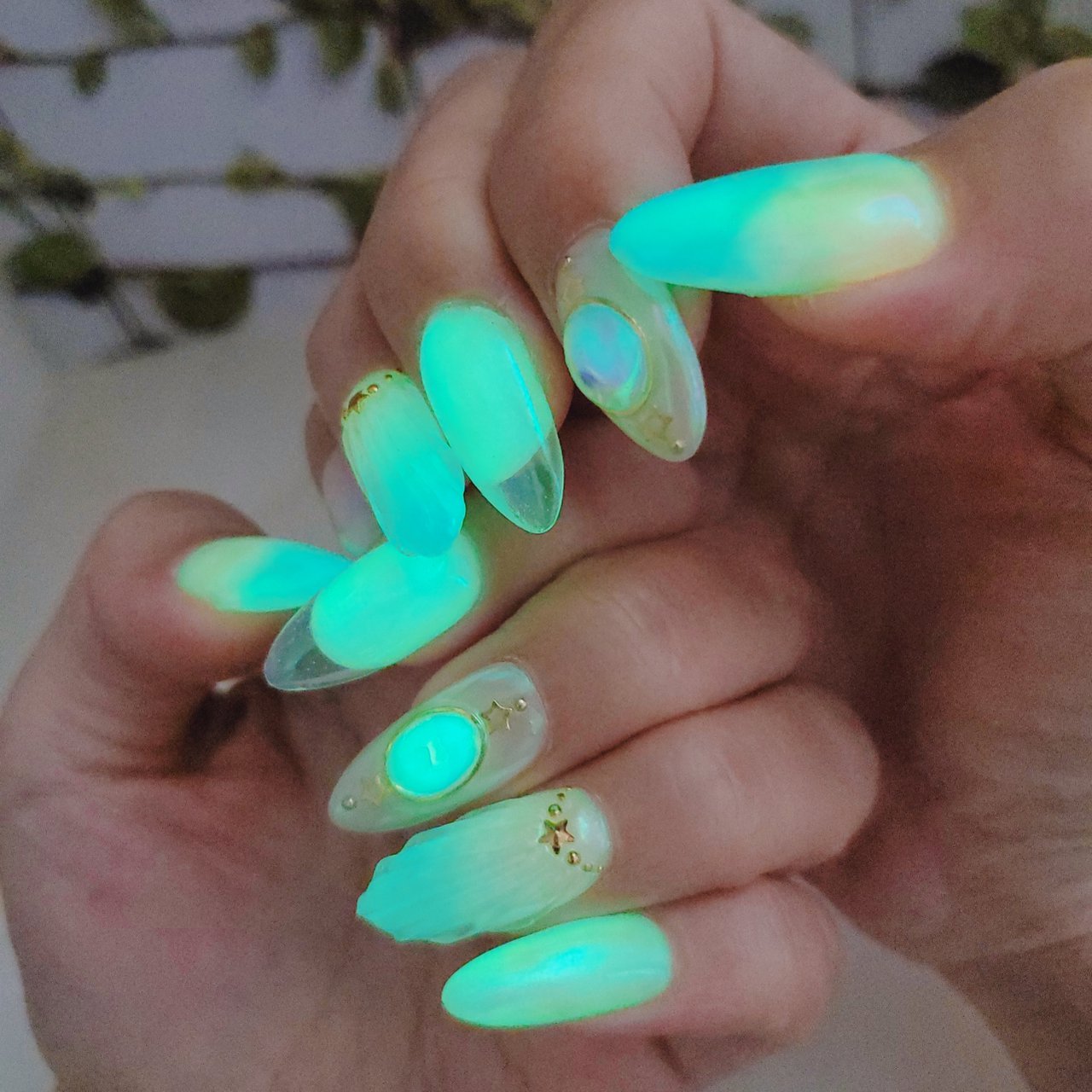 夏 海 リゾート ビジュー シェル ネイルサロンme19のネイルデザイン No ネイルブック