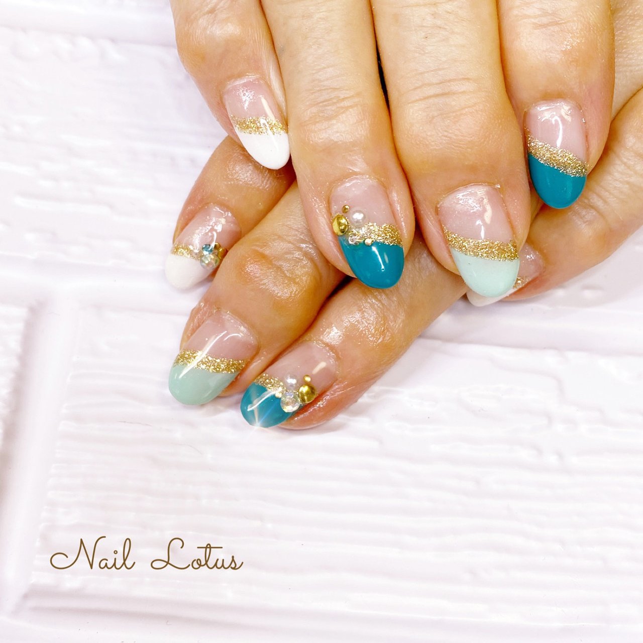 夏 旅行 海 リゾート ハンド Nail Lotusのネイルデザイン No ネイルブック