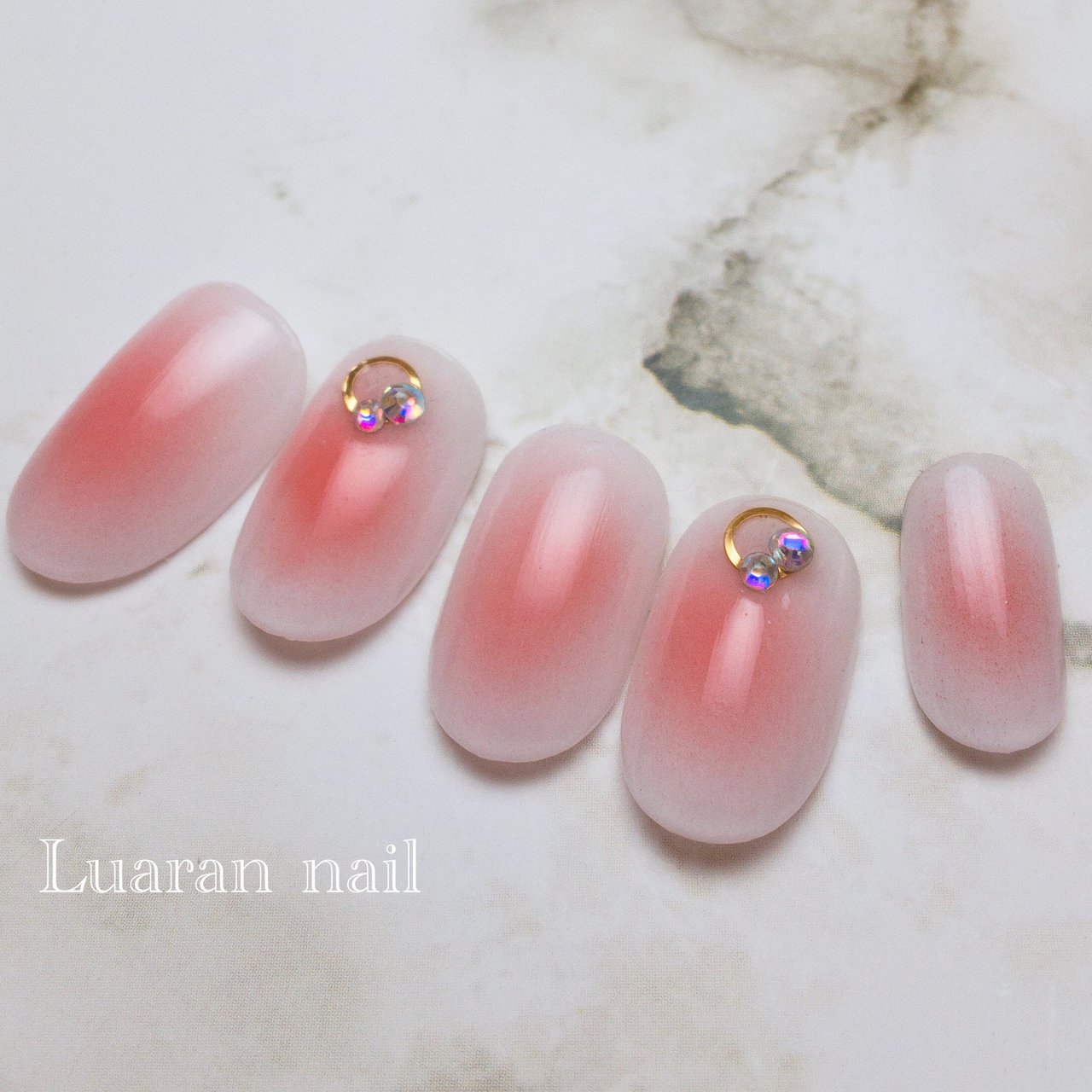 オールシーズン ハンド チーク ジェルネイル ネイルチップ Luaran Nail ルアランネイル のネイルデザイン No ネイルブック