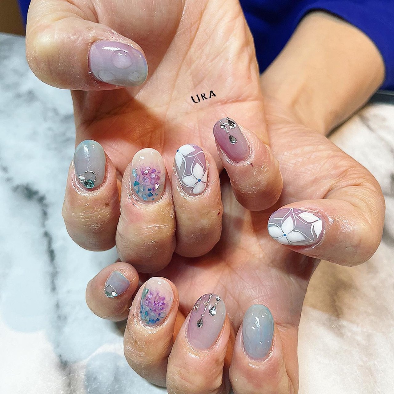 梅雨 ハンド フラワー 水滴 ブルー Urakonailのネイルデザイン No ネイルブック
