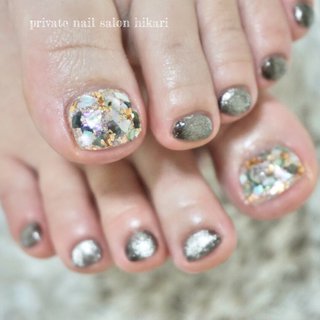 シェルネイル黒のネイルデザイン ネイルブック
