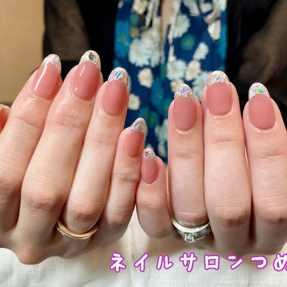 夏 オールシーズン ハンド フレンチ ラメ 津田沼ネイルサロンつめ屋のネイルデザイン No ネイルブック