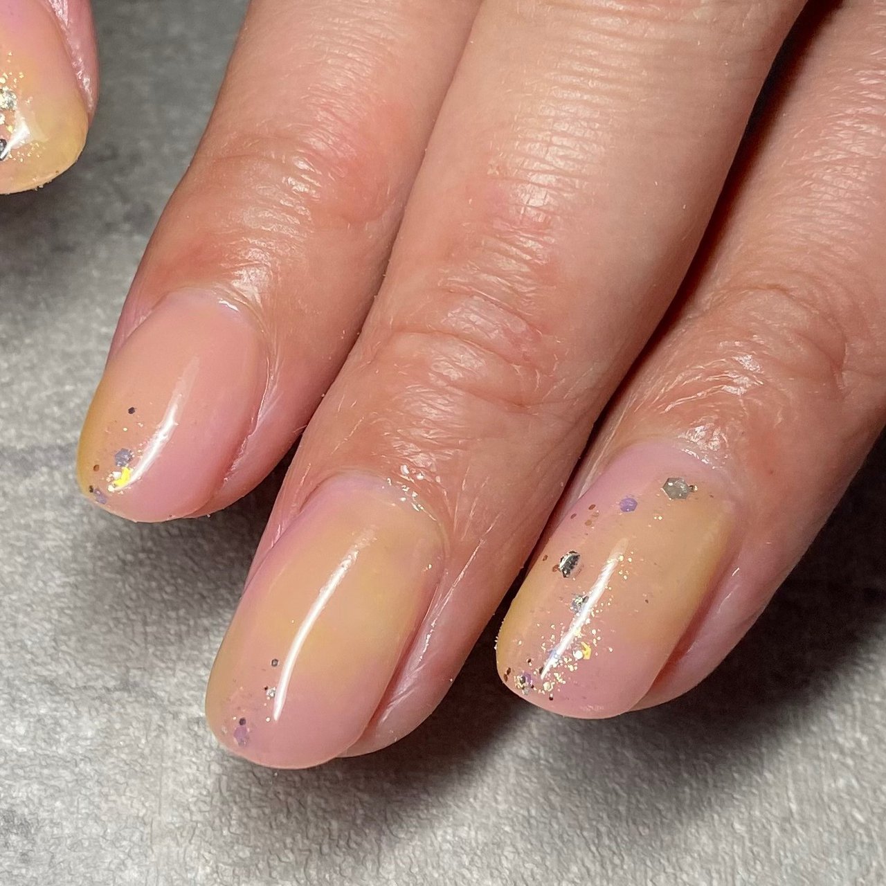 ピンク イエロー シルバー Crystal Nailのネイルデザイン No ネイルブック