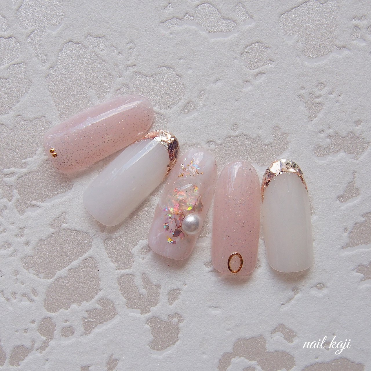 春 夏 オールシーズン ハンド ホログラム Nail Kajiのネイルデザイン No ネイルブック