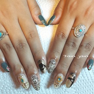 人気順 ネイティブ オルテガ柄 手書きのネイルデザイン ネイルブック