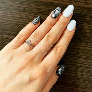 モノトーン セルフネイルのネイルデザイン ネイルブック