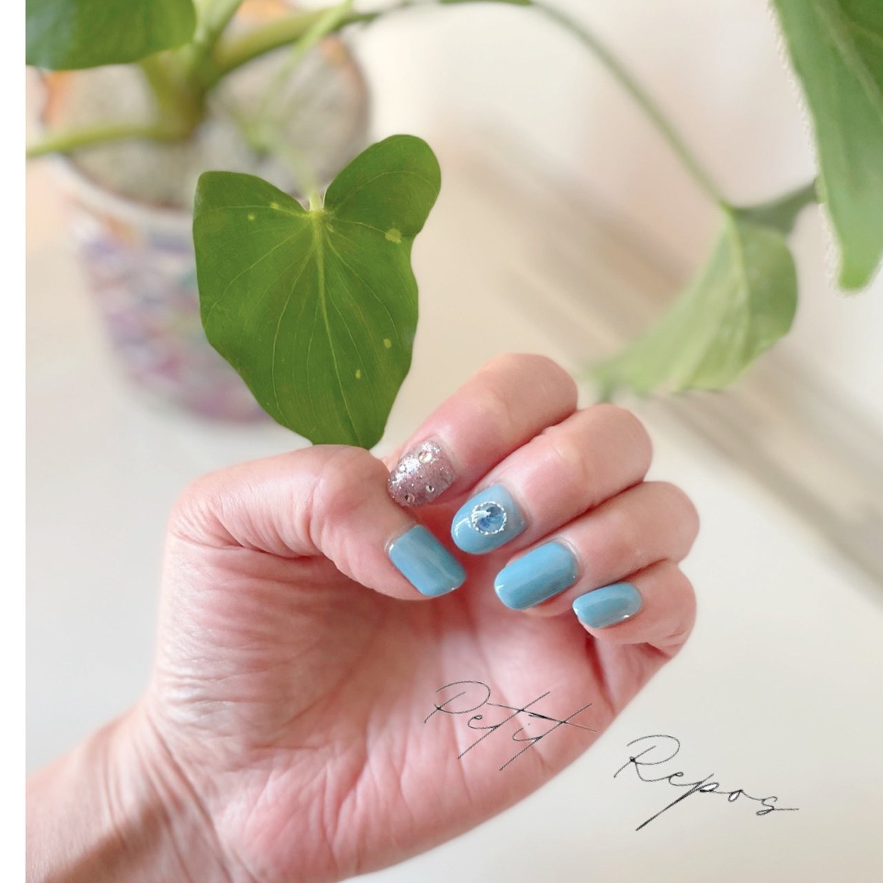 夏 海 お客様 𝑃𝑒𝑡𝑖𝑡 𝑅𝑒𝑝𝑜𝑠 𝑛𝑎𝑖𝑙 のネイルデザイン No ネイルブック