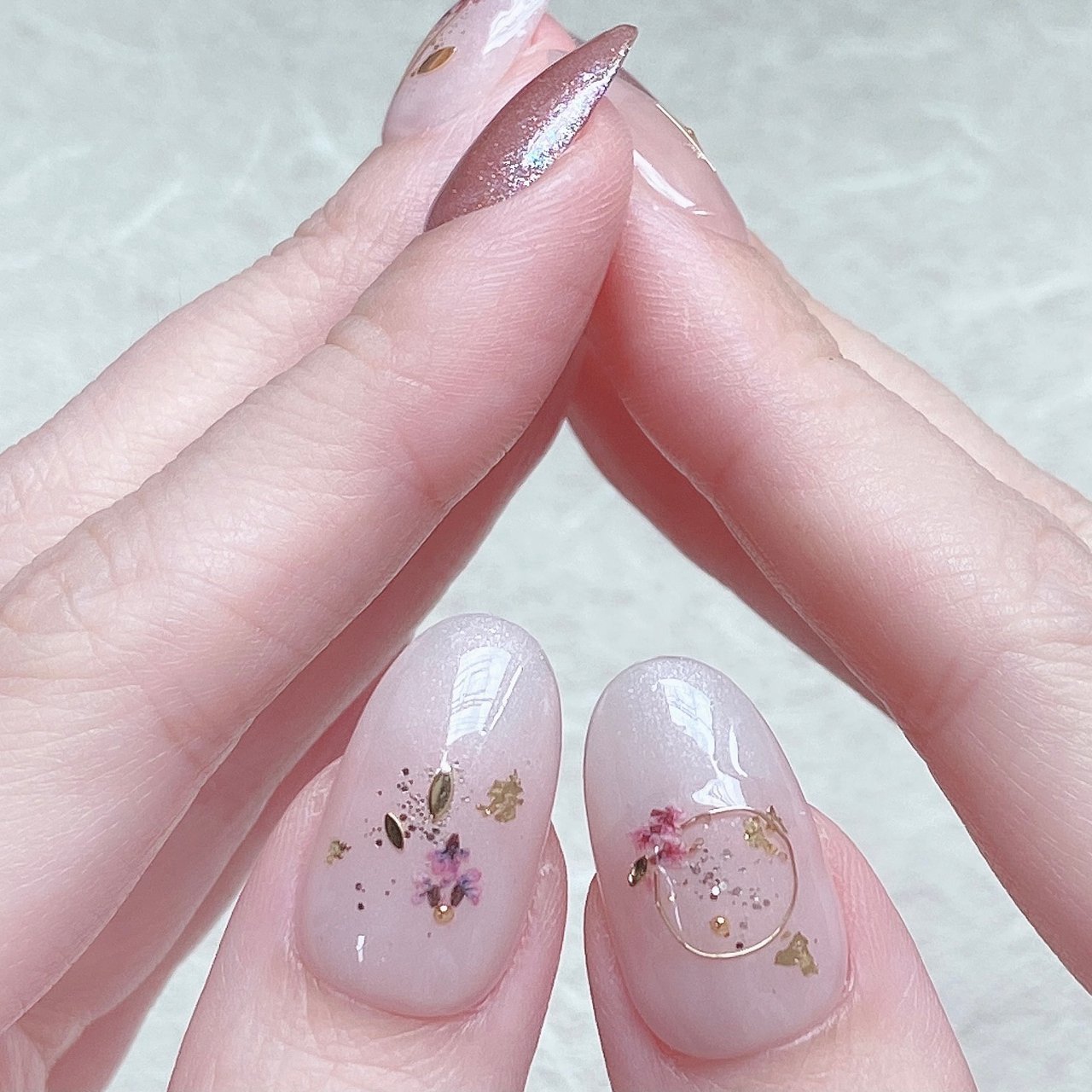 水玉ネイル 囲みネイル シースルー 大人 ワンホン ネイルチップ・付け  