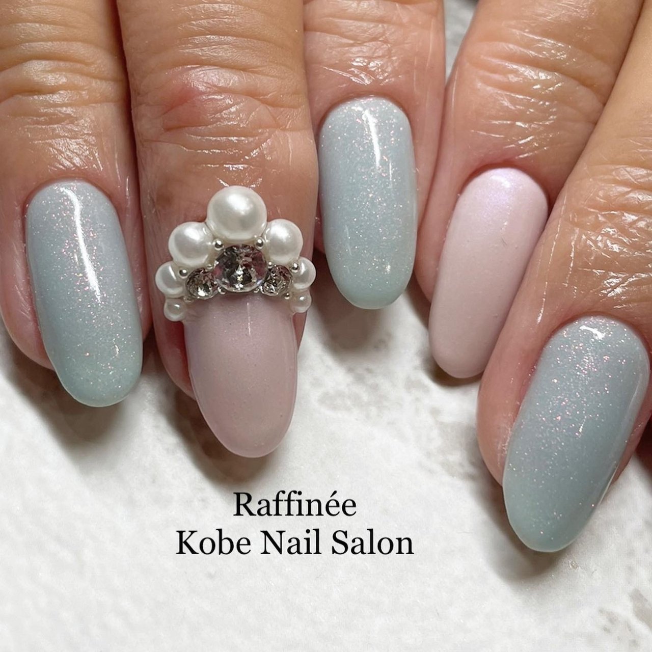 ビジュー Raffineeのネイルデザイン No ネイルブック