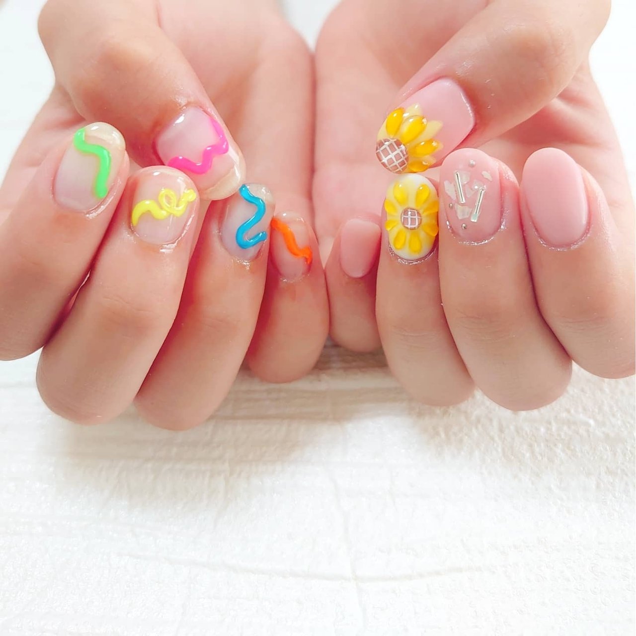 ハンド フラワー シースルー 水滴 マット Toyのネイルデザイン No ネイルブック