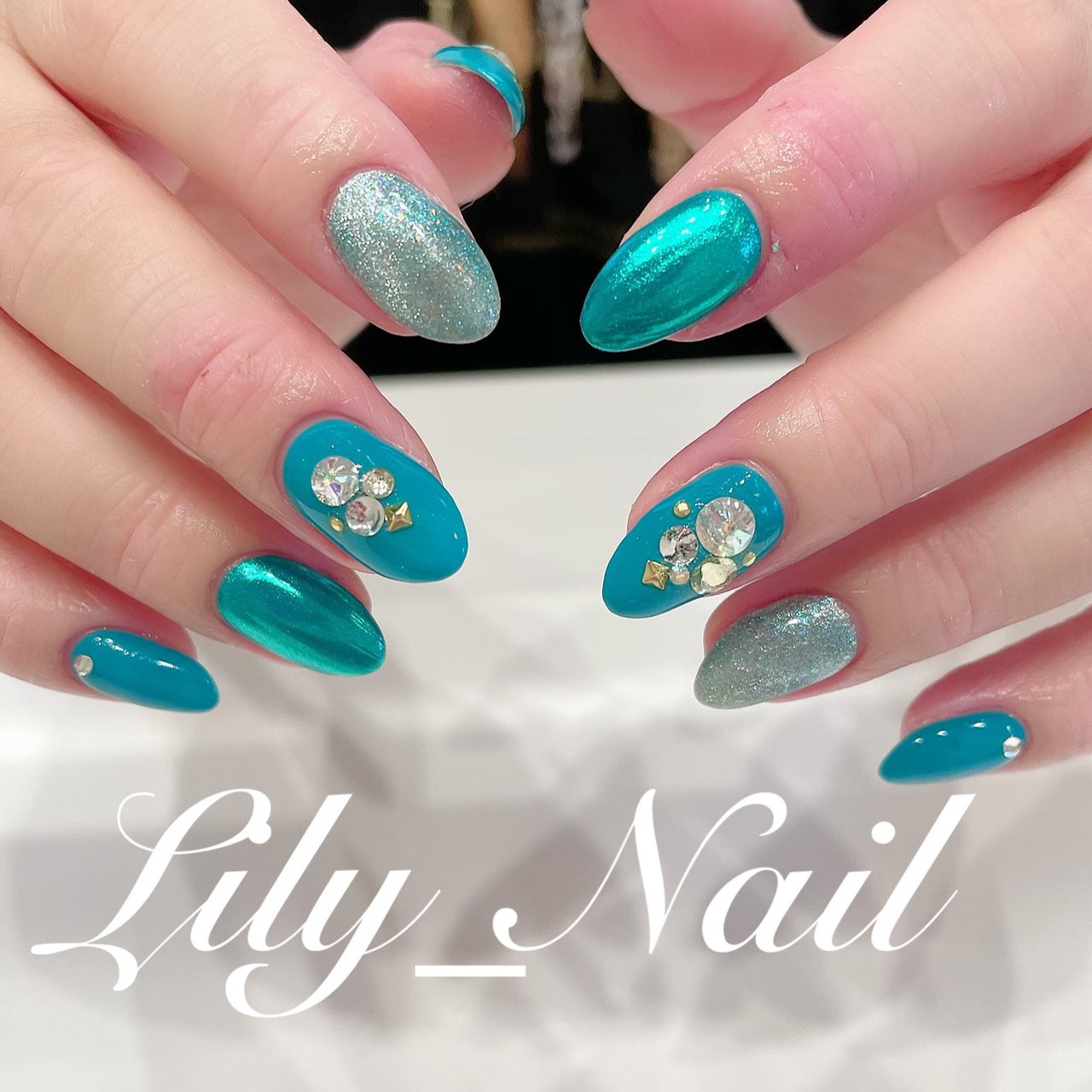 Lily Nail リリーネイル のネイルデザイン No ネイルブック