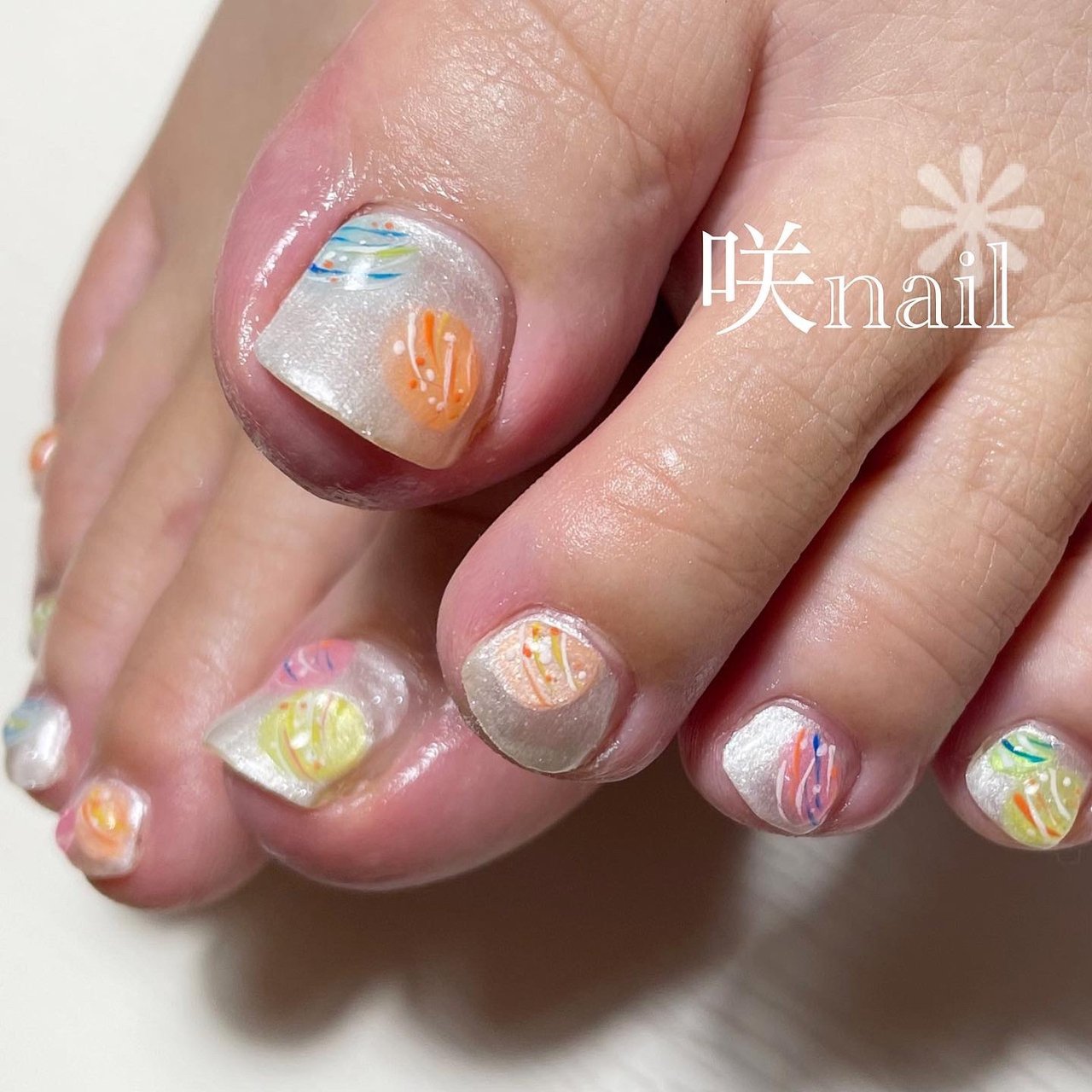 夏 海 浴衣 デート フット 咲nail サキネイル のネイルデザイン No ネイルブック